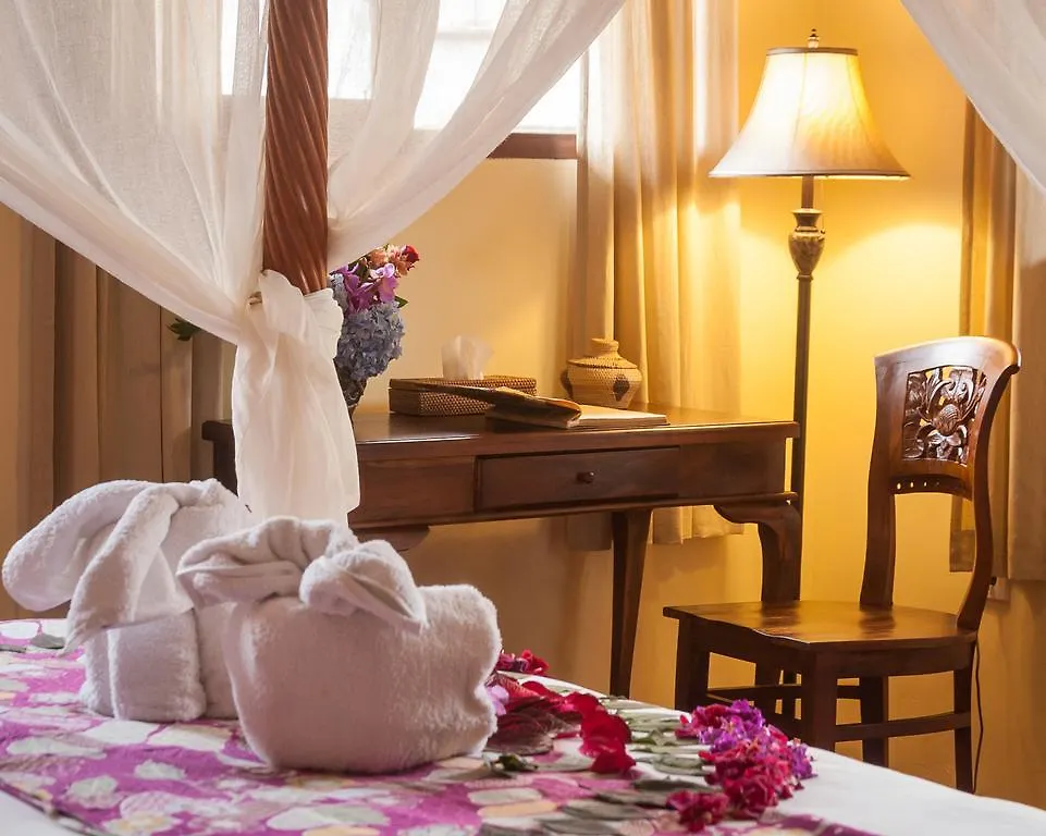 Otel Taman Rahasia Tropical Sanctuary And Spa Ubud